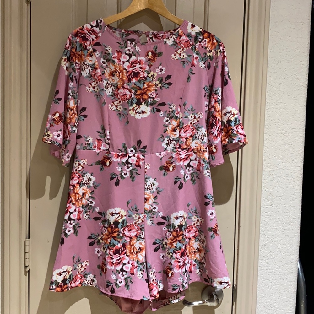Floral romper unknown brand